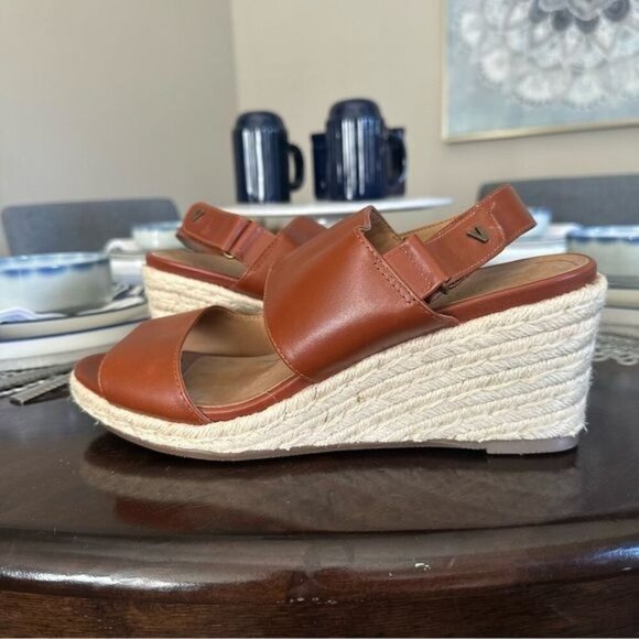 Vionic Brooke Wedge Sandal Vionic Brown Wedge Sandals Size 10 EUC - Picture 2 of 8